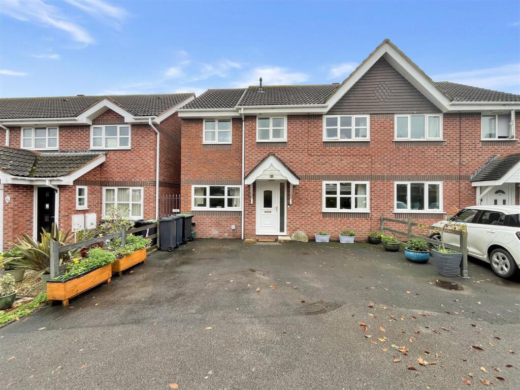 Main image of property: Plover Drive, Chickerell, Weymouth