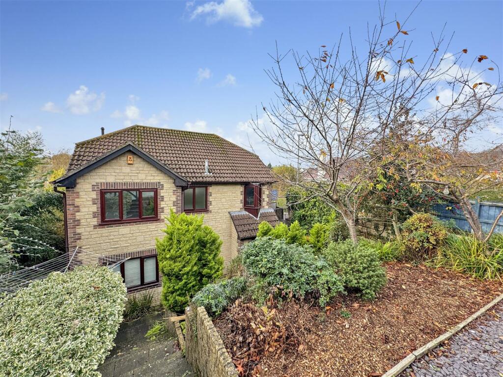 Main image of property: Furzy Close, Preston