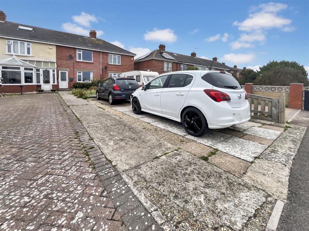 3 bedroom terraced house