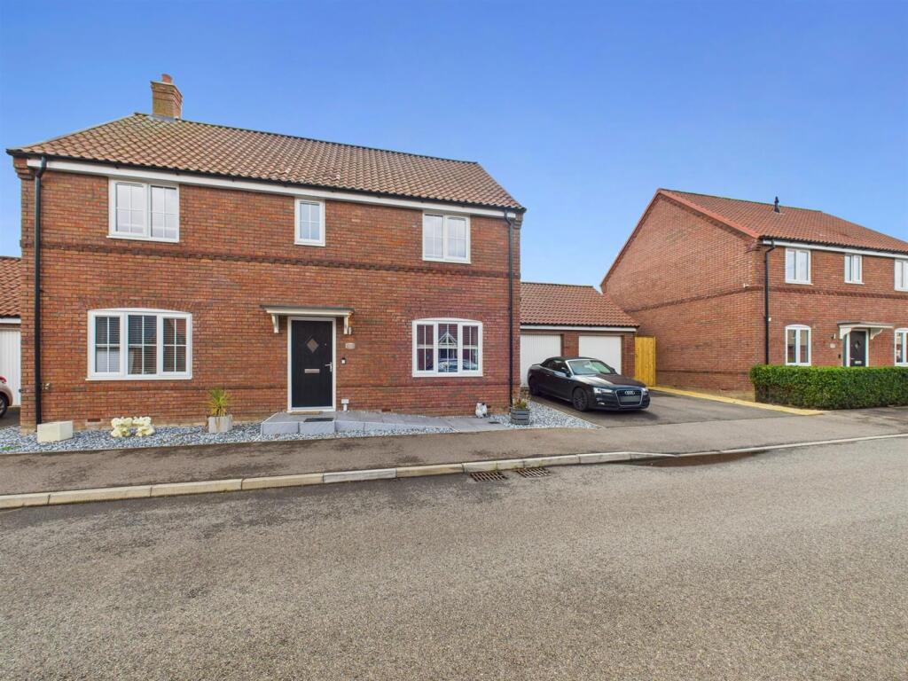 Main image of property: Willow Court, Cowbit, Spalding, PE12 6GF
