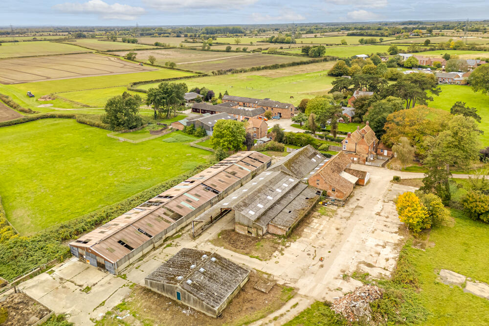Main image of property: Manor Farm, Meadow Lane, South Hykeham, Lincoln, Lincolnshire, LN6