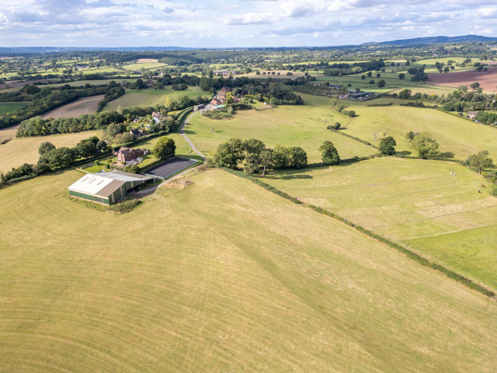 Main image of property: Monsieurs Hall Lane, Dodford, Bromsgrove, Worcestershire, B61
