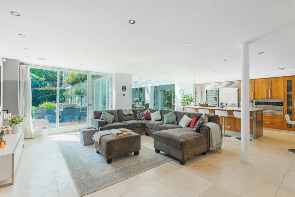 Additional property image - Noctorum Road, Prenton, CH43