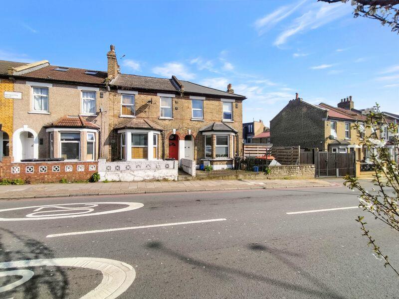 3 bedroom terraced house for sale in Kenworthy Road, Hackney, E9 , E9