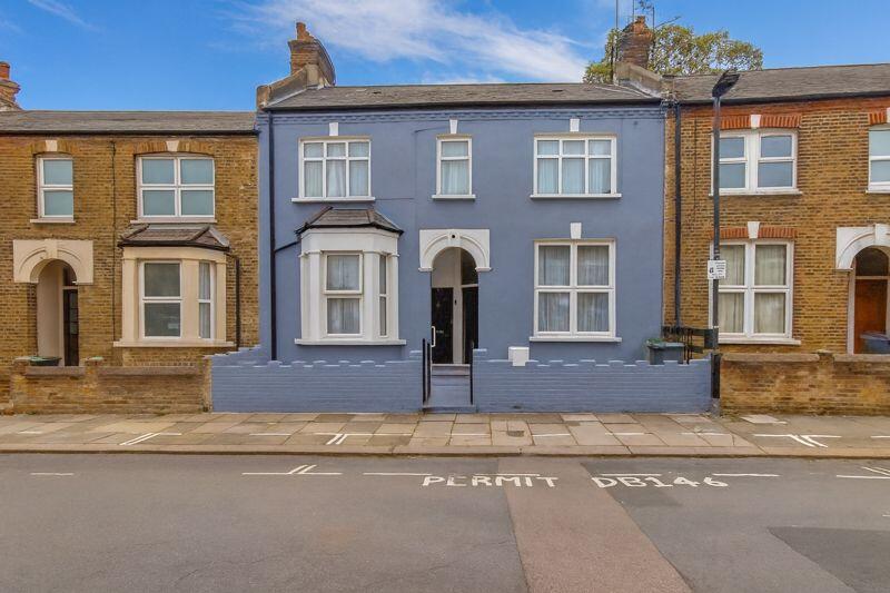 Main image of property: Vale Road, Haringey, N4