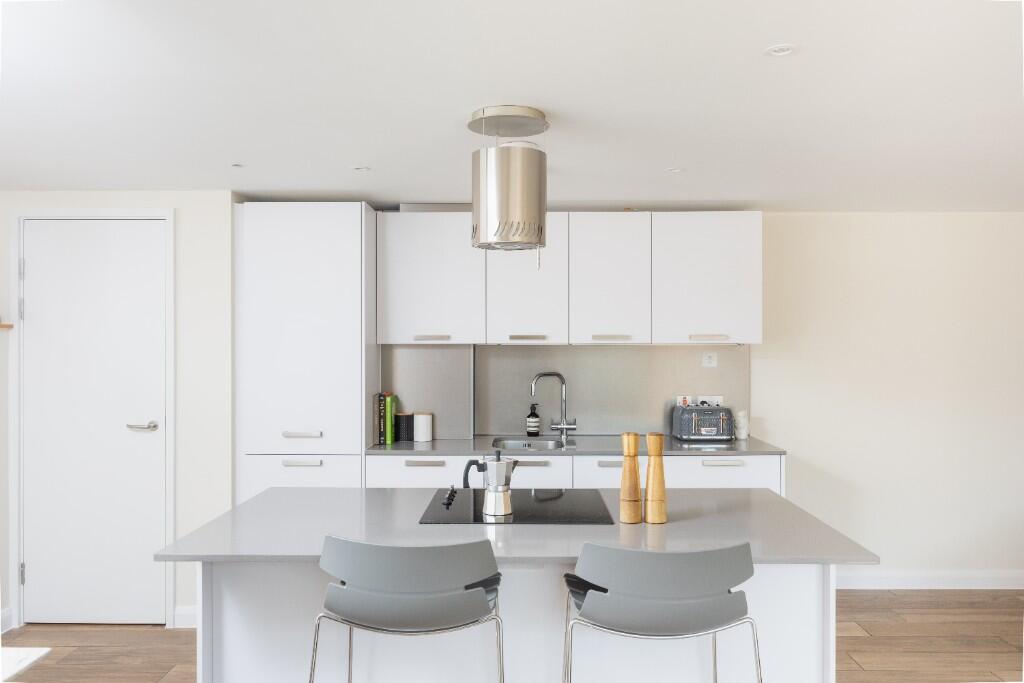 Main image of property: Queen Street, Maidenhead, Berkshire, SL6