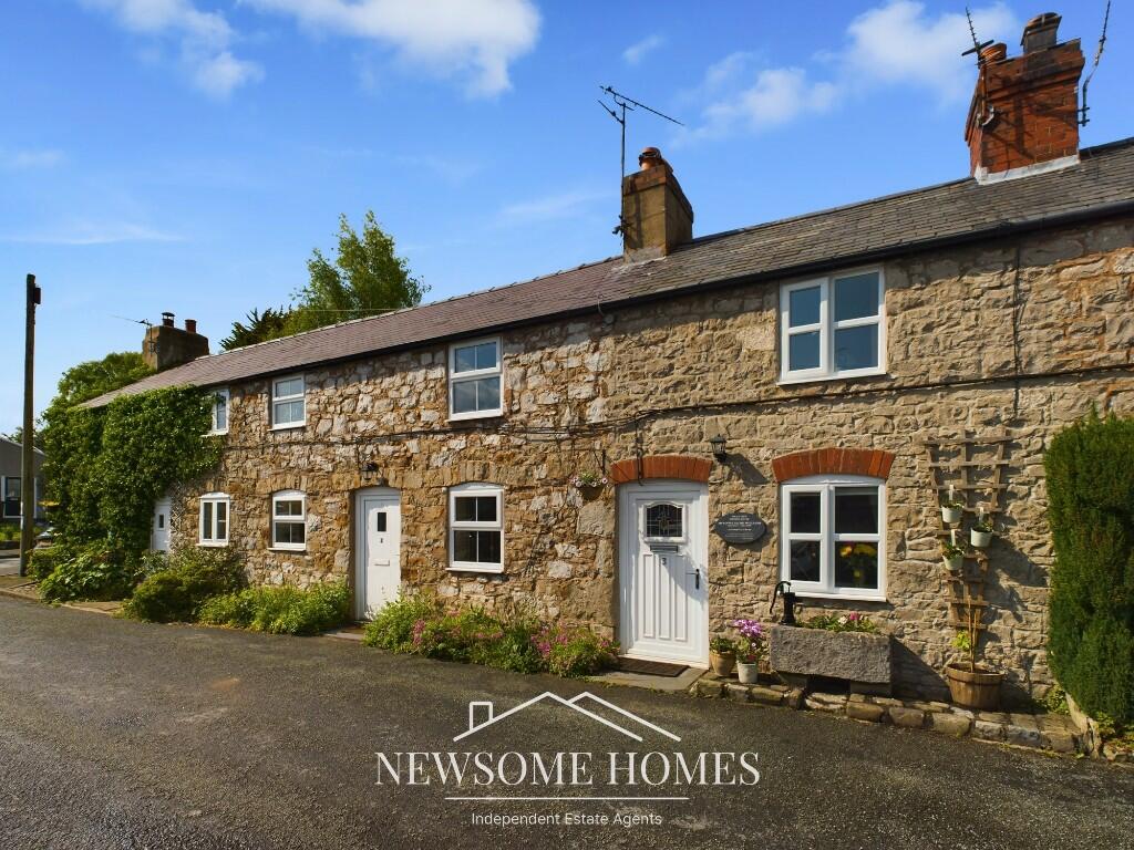 1 bedroom terraced house for sale in High Street, Caerwys, Flintshire, CH7