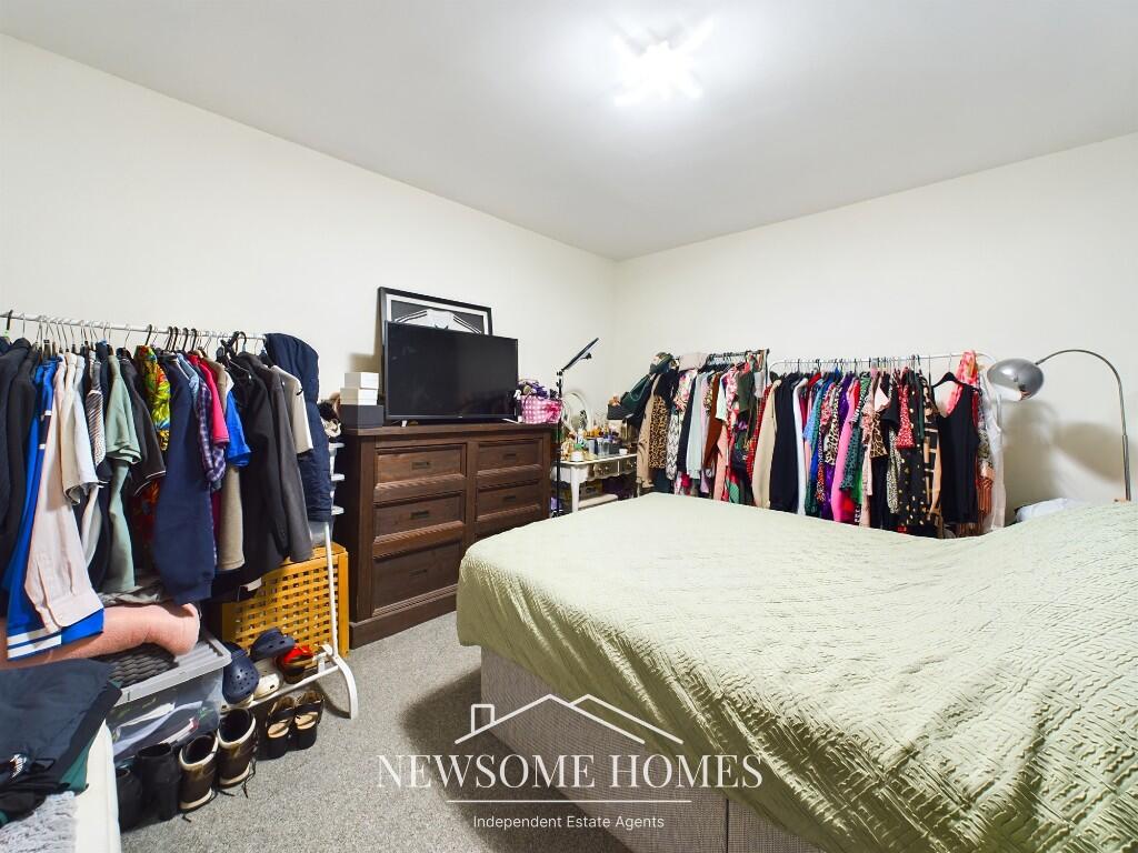 Additional property image - Holway Road, Holywell