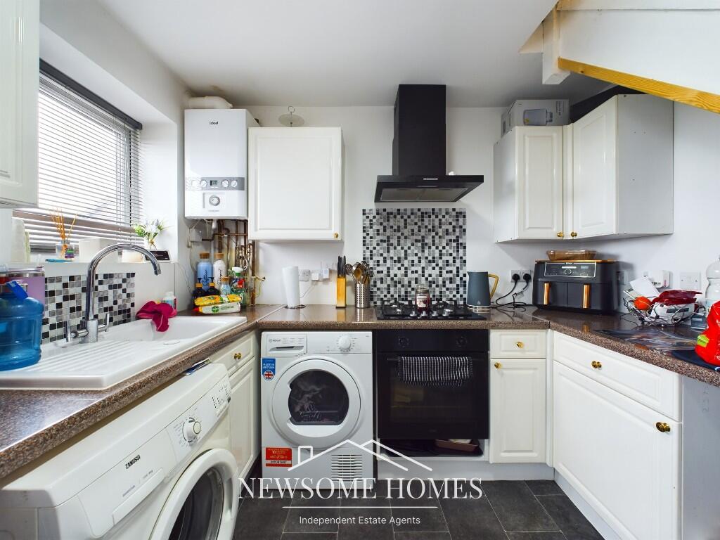 Additional property image - Holway Road, Holywell