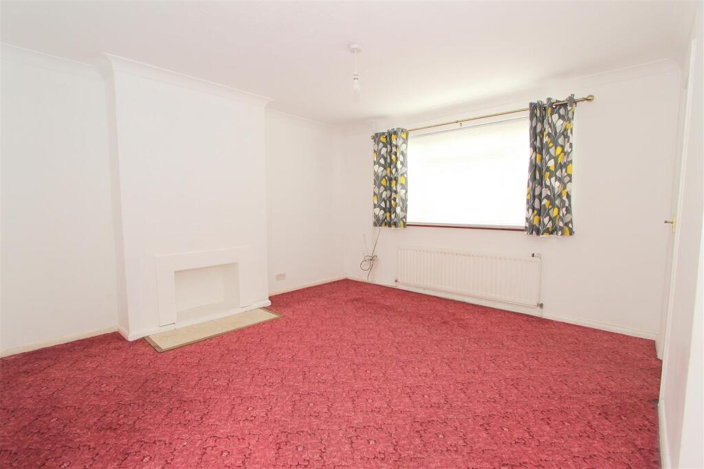 Main image of property: Sunnyhurst Close, Sutton