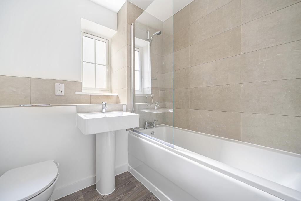 Additional property image - Bell Road,
Bottisham,
CB25 9DF