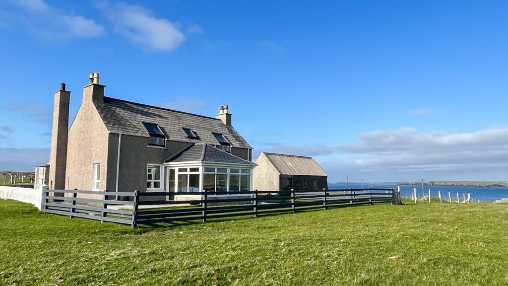 Main image of property: 6A SOUTH BRAGAR, ISLE OF LEWIS, HS2 9DH