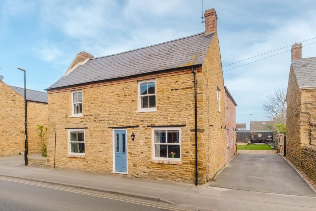 Main image of property: High Street, Moulton, Northampton, NN3
