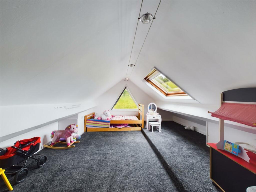 Additional property image - Burnley Road, Cliviger, Burnley