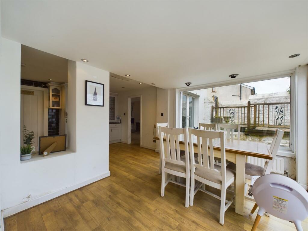 Additional property image - Burnley Road, Cliviger, Burnley