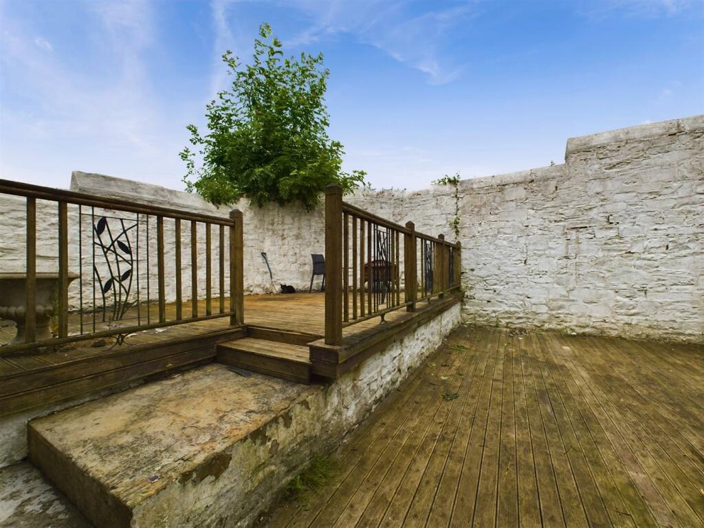 Additional property image - Burnley Road, Cliviger, Burnley