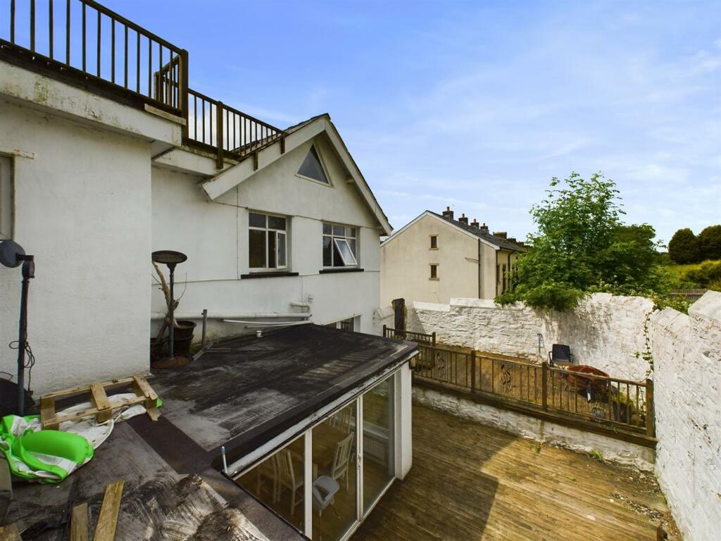 Additional property image - Burnley Road, Cliviger, Burnley