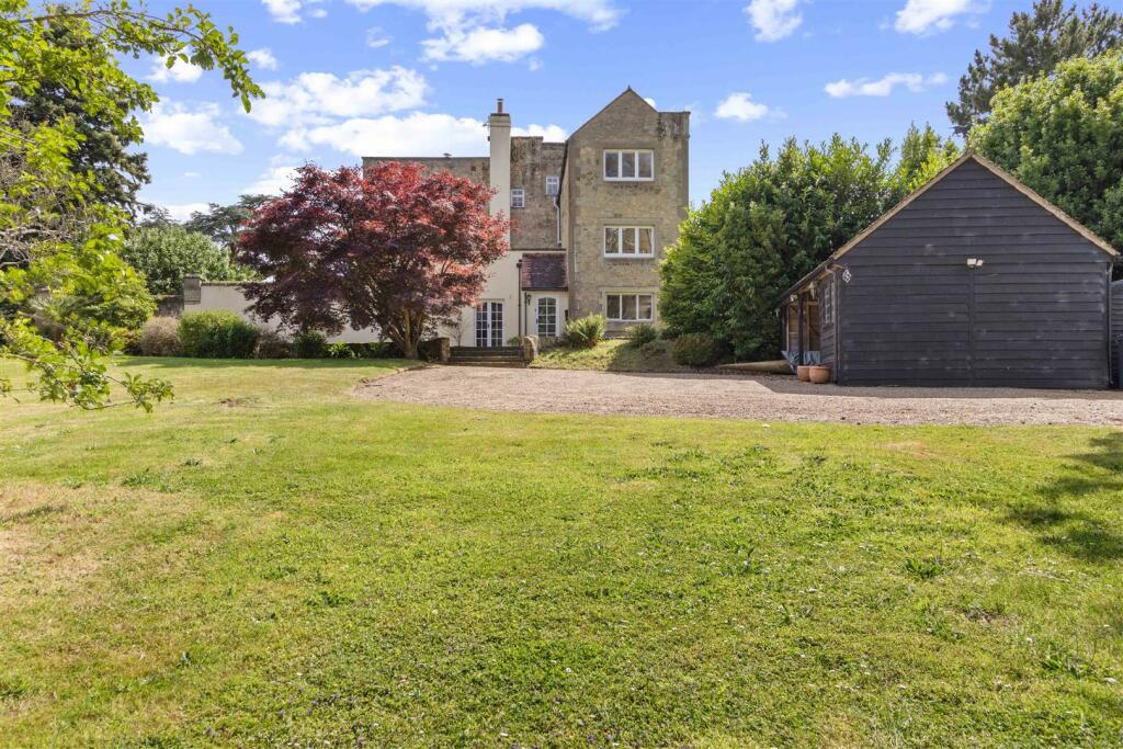 Main image of property: Hawkhurst Court, Wisborough Green, Billingshurst