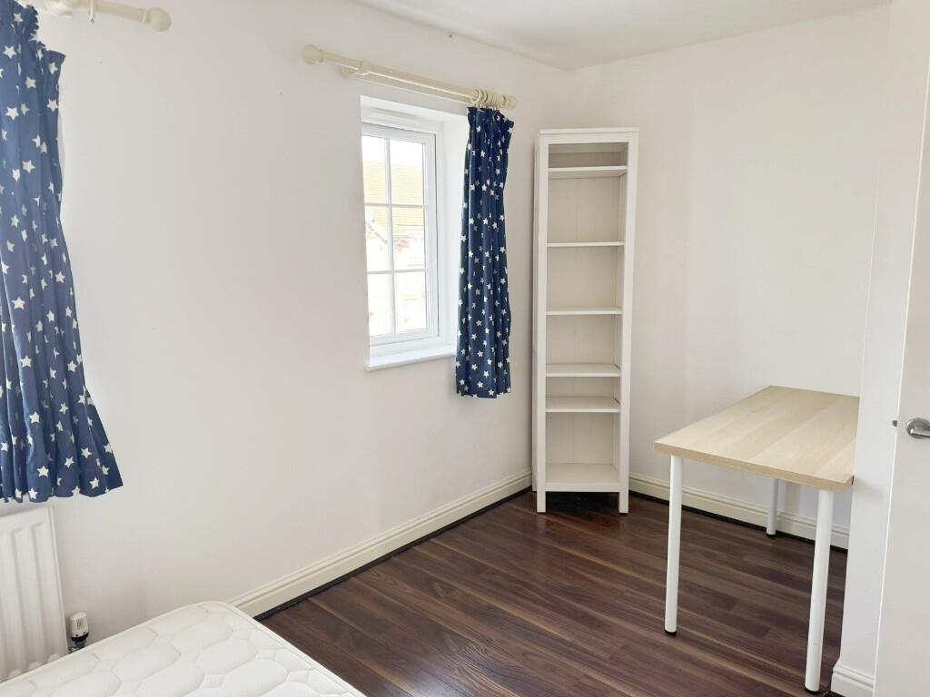 Additional property image - Horse Leaze Road, Bristol, BS16