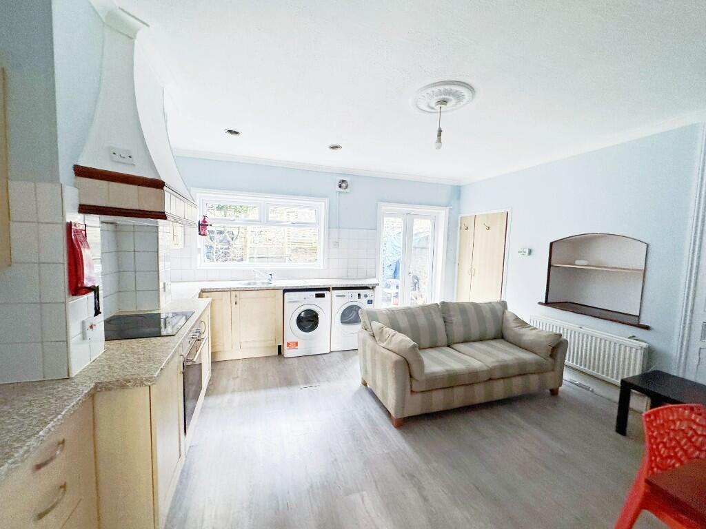 Additional property image - Hotwell Road, Bristol, BS8