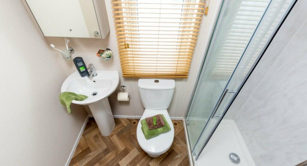 Additional property image - Matchams Lane, Christchurch,
Dorset,
BH23 6AW