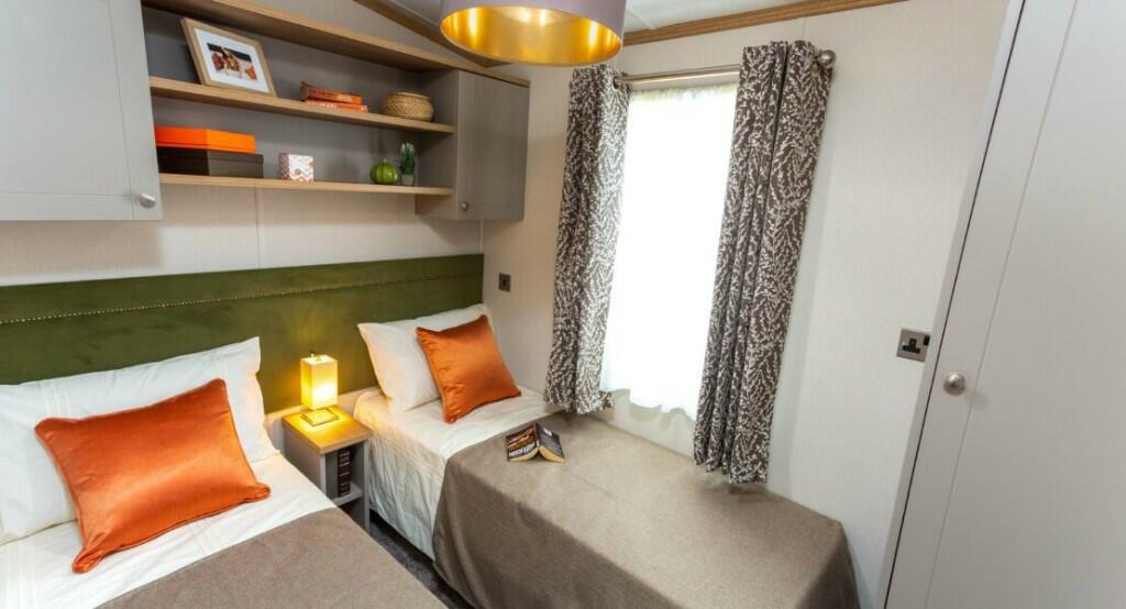 Additional property image - Matchams Lane, Christchurch,
Dorset,
BH23 6AW
