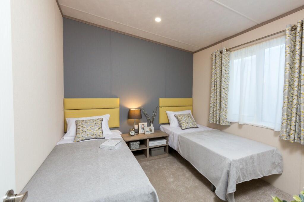 Additional property image - Matchams Lane, Christchurch,
Dorset,
BH23 6AW