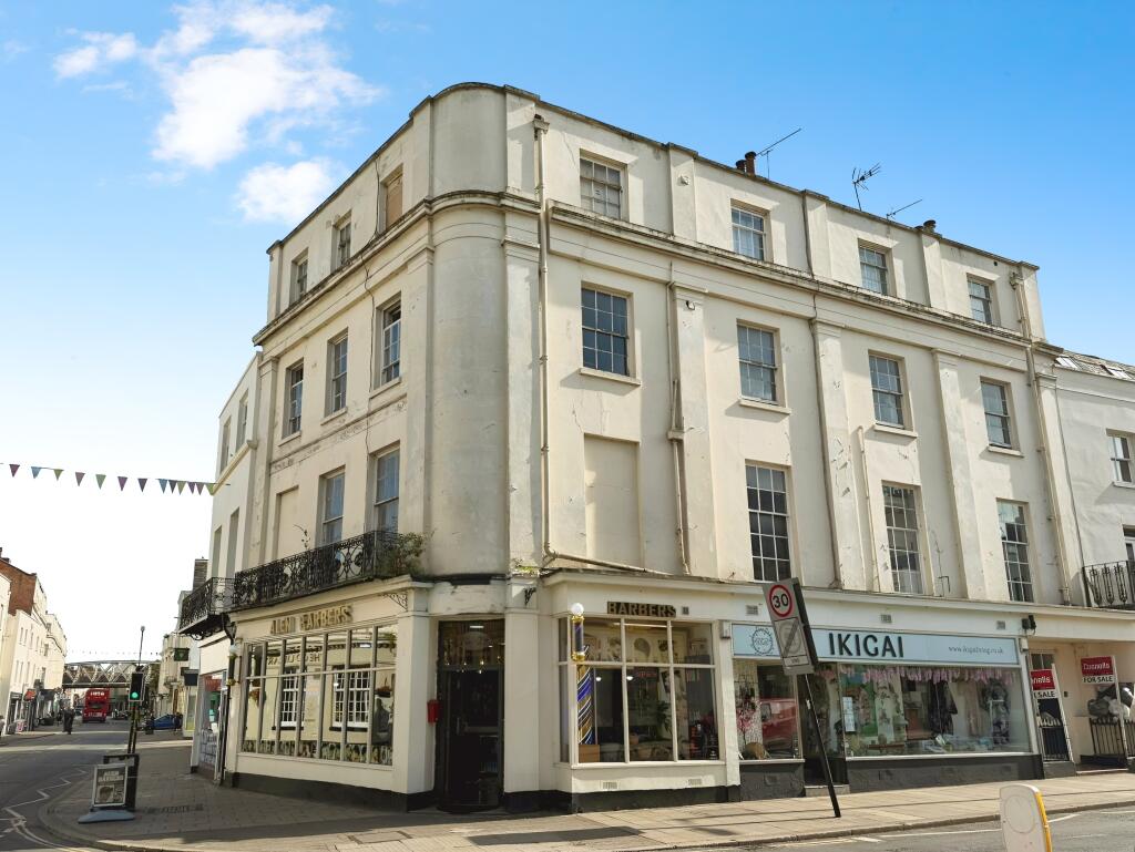 Main image of property: Flat 4, 12 Spencer Street, Leamington Spa, Warwickshire CV31 3NF