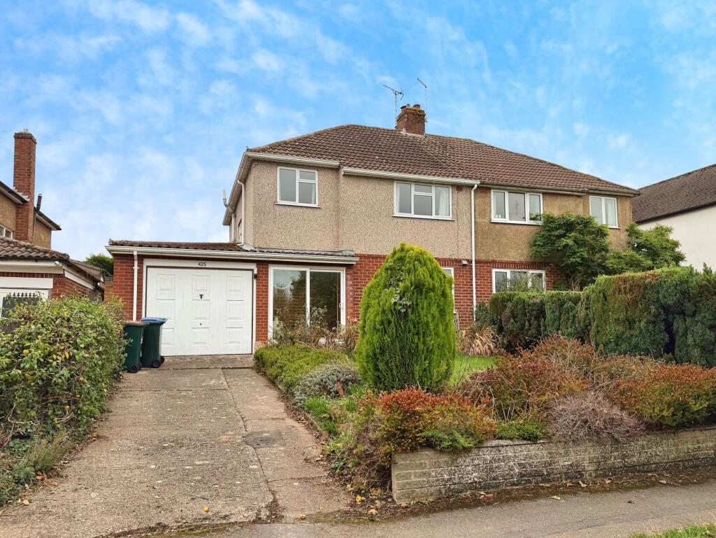 Main image of property: 425 Green Lane, Finham, Coventry, West Midlands CV3 6EL