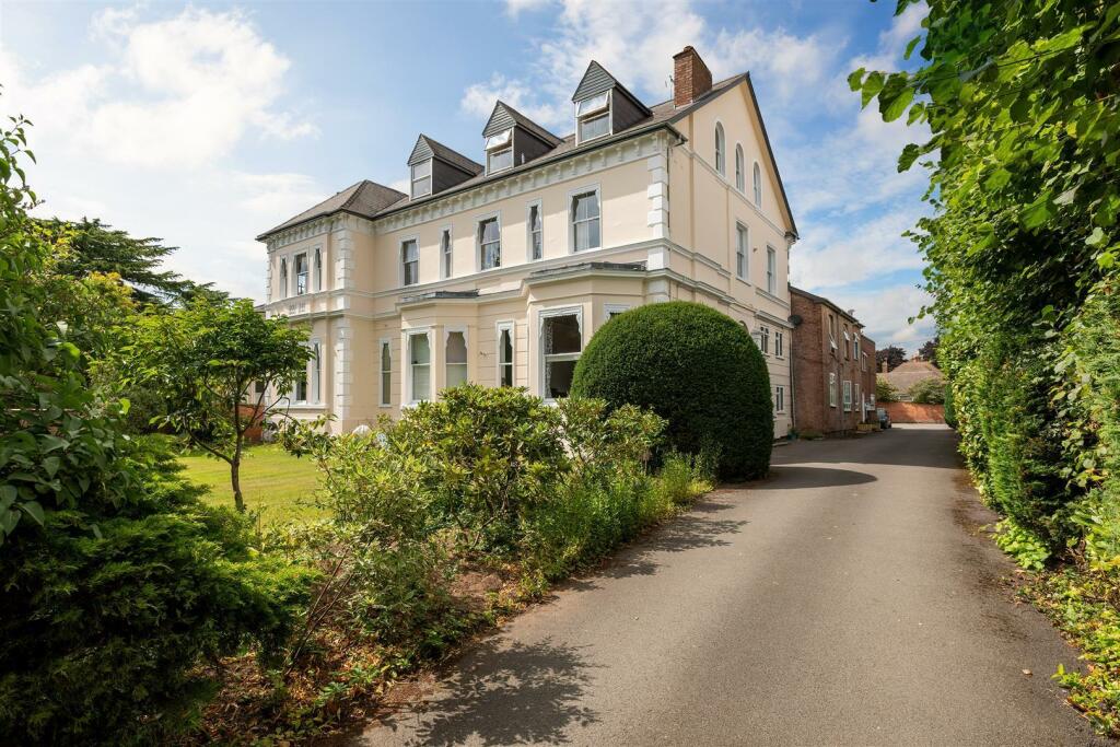 Main image of property: Warwick Place, Royal Leamington Spa.