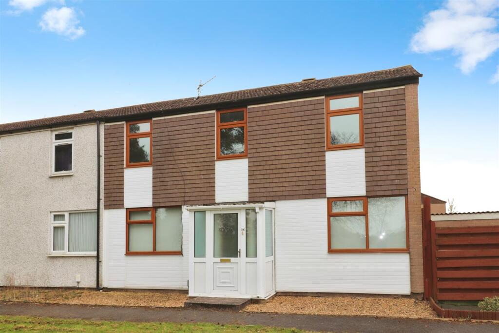 Main image of property: Magyar Crescent, Nuneaton