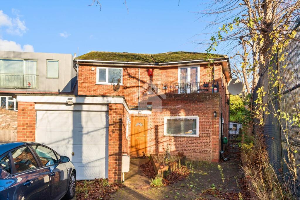 Main image of property: Carlton Terrace, London