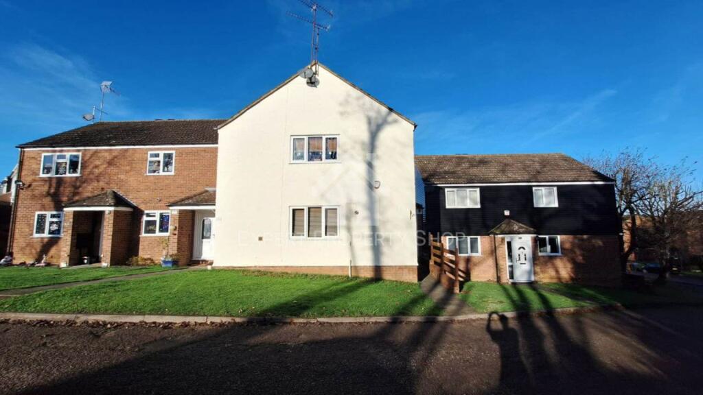Main image of property: Leat Close, Sawbridgeworth