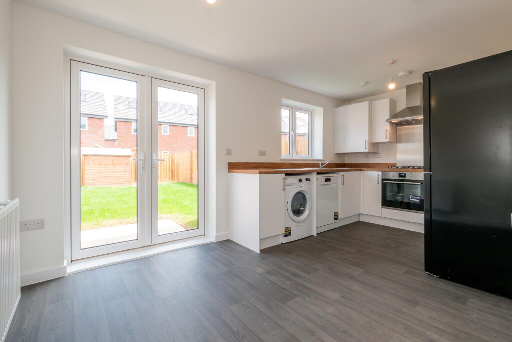 Additional property image - Dante Road, Bristol, BS10