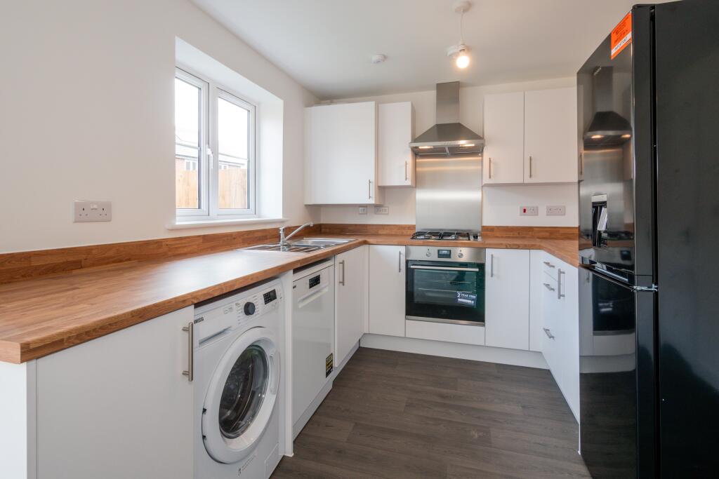 Additional property image - Dante Road, Bristol, BS10