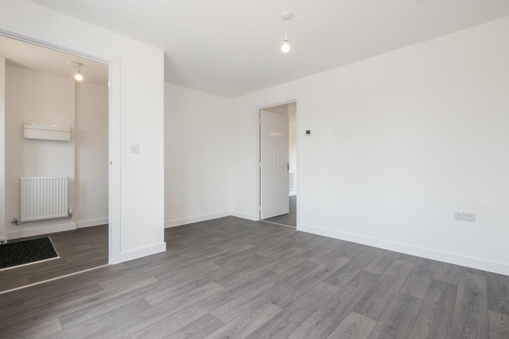 Additional property image - Dante Road, Bristol, BS10
