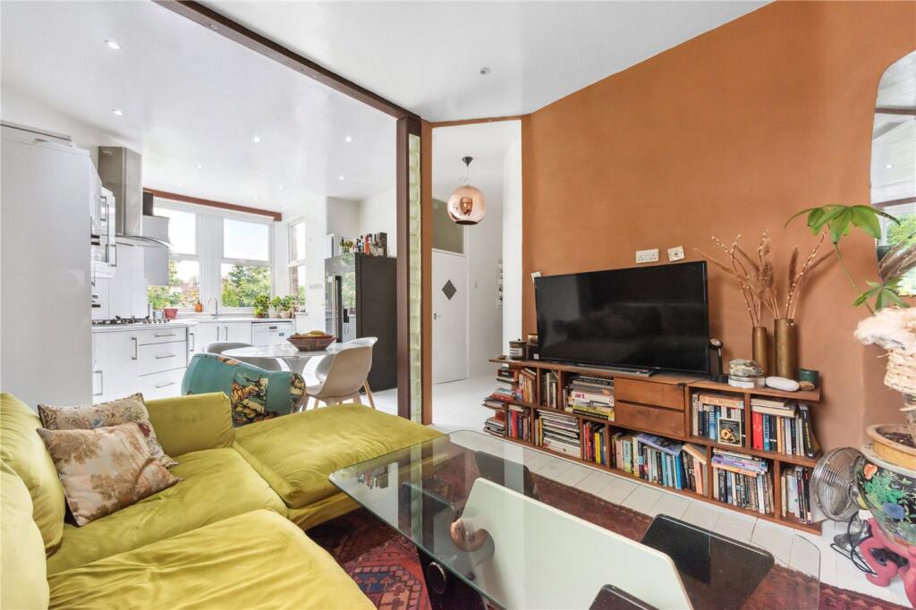 Main image of property: Hermitage Road, London, N4