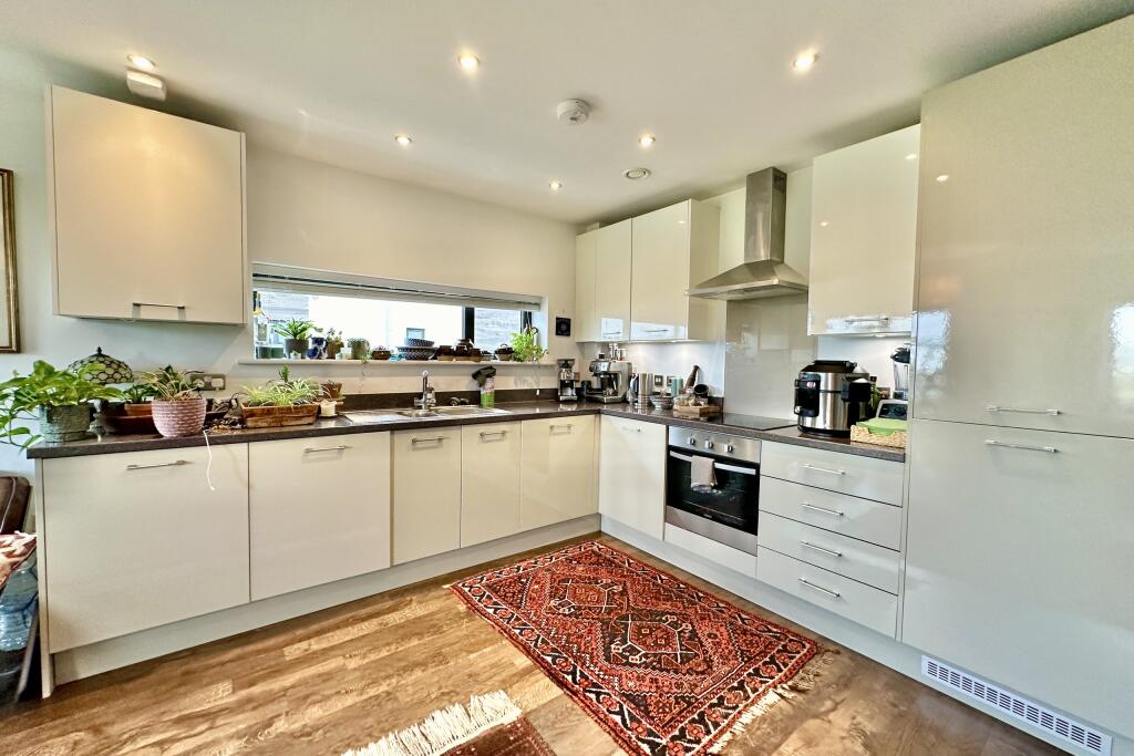 Additional property image - Drift, Fishermans Beach, Hythe, Kent