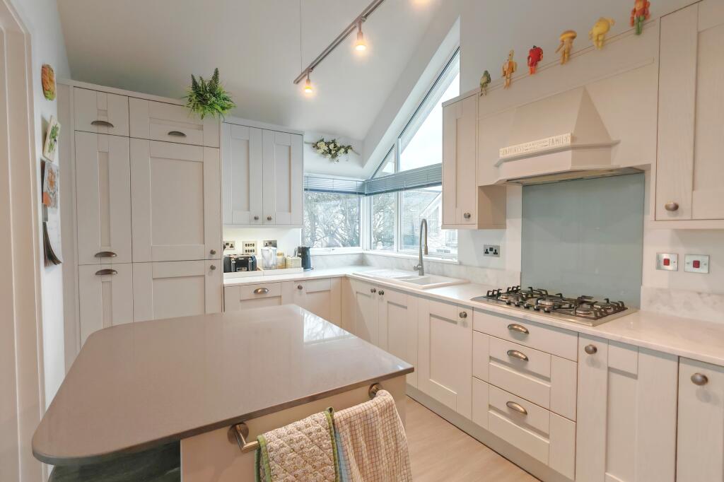 Additional property image - Imperial Gardens, Hythe, Kent