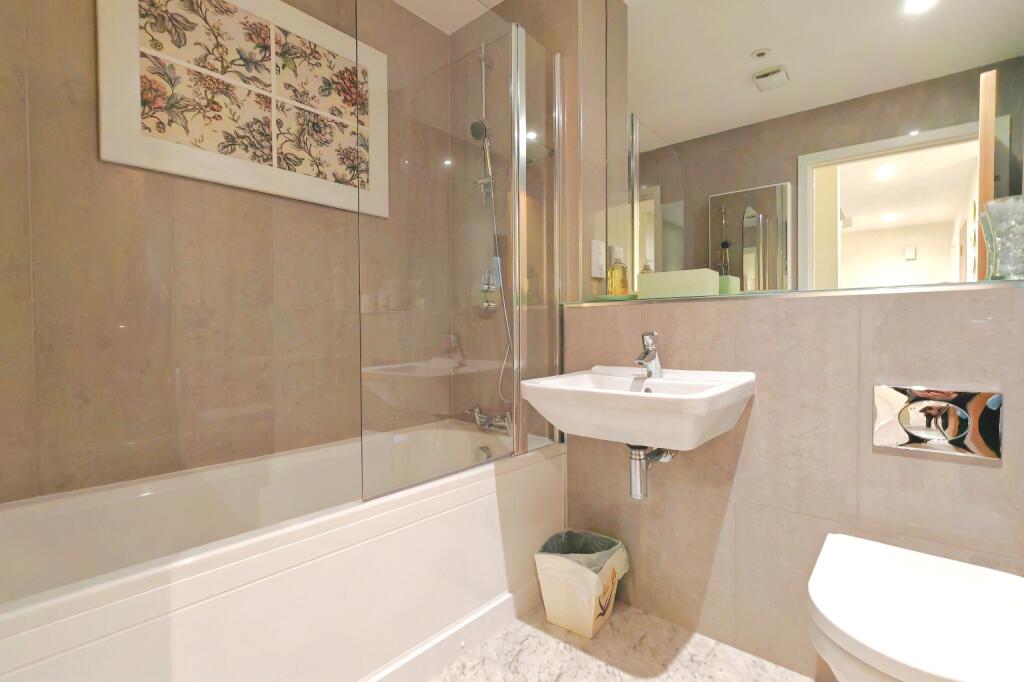 Additional property image - Imperial Gardens, Hythe, Kent