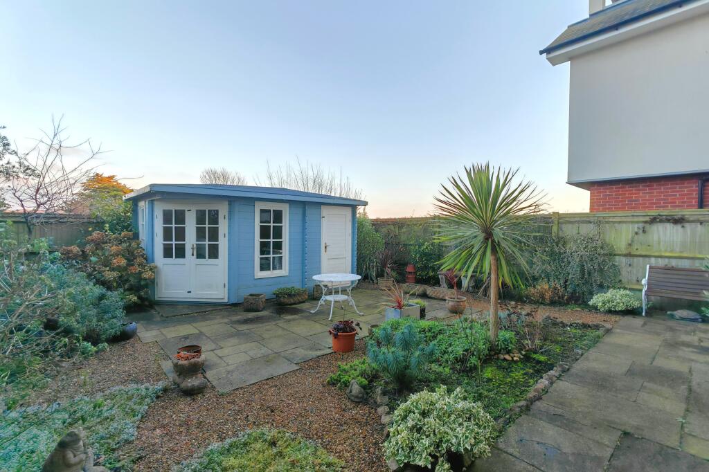 Additional property image - Imperial Gardens, Hythe, Kent