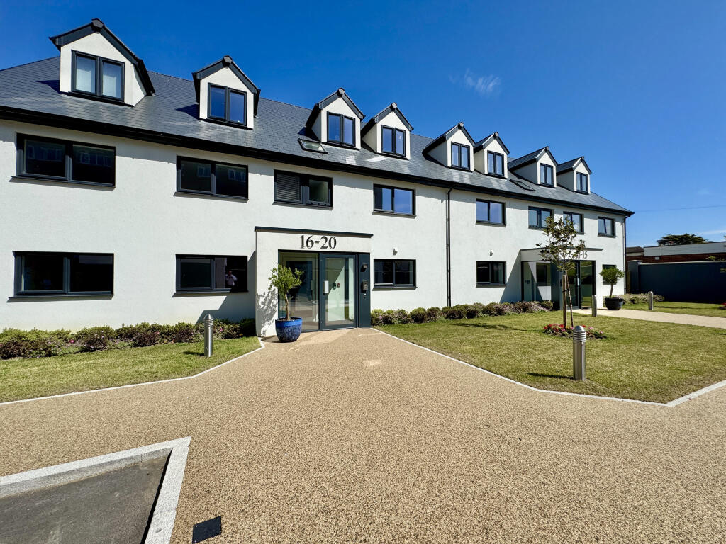 Main image of property: 14 The Residence, South Road, Hythe, Kent