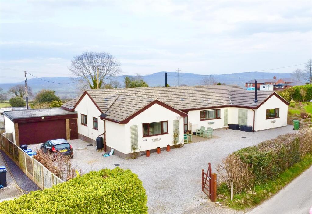 Main image of property: Groesffordd Marli, Abergele