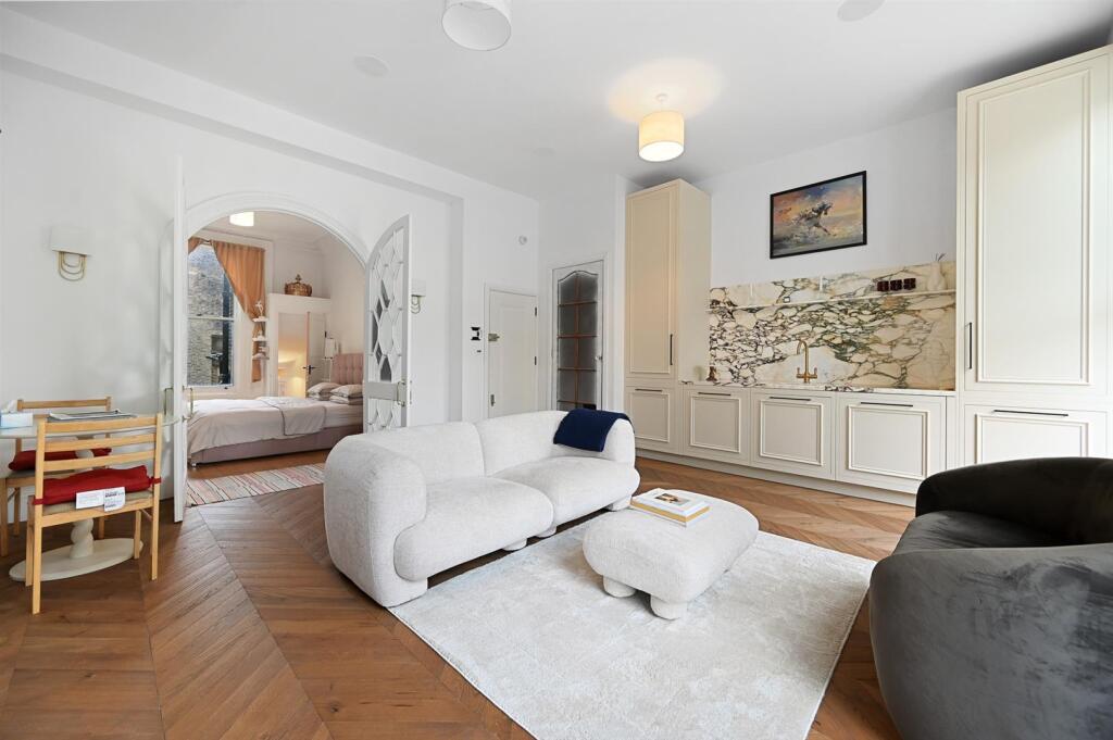 Main image of property: Sutherland Avenue, London