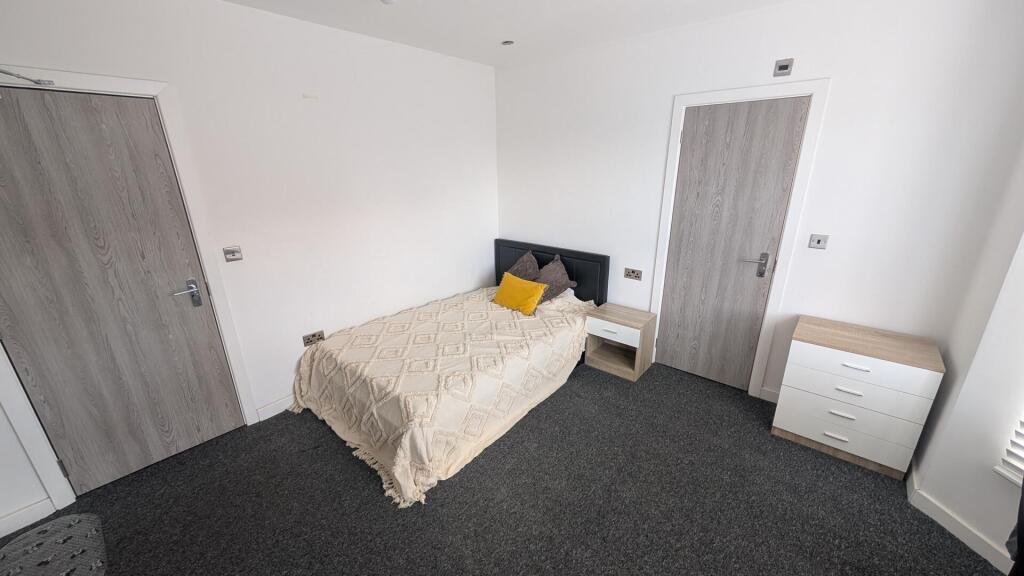 Main image of property: Princes Avenue  Watford WD18