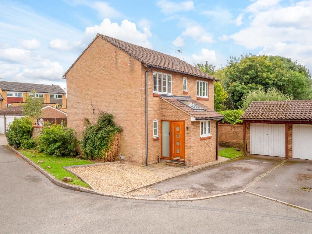 Main image of property: Peaceful Cul de Sac Home, Kingfisher Close, Wheathampstead, AL4