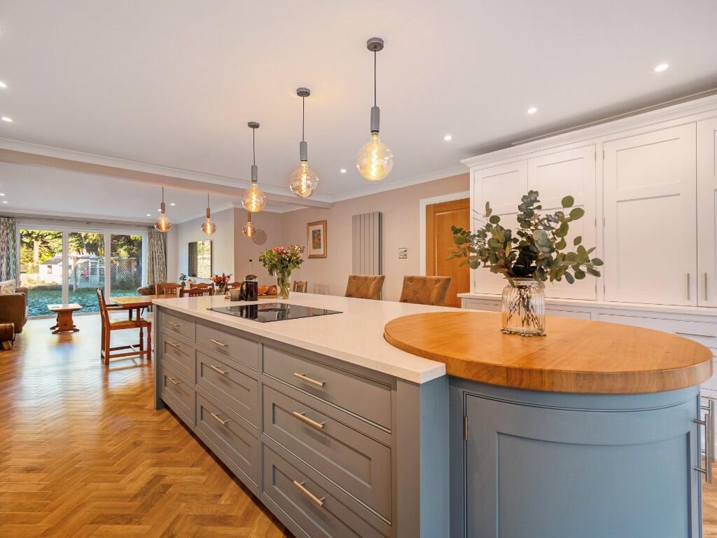 Main image of property: Fairway Close, Harpenden, Hertfordshire, AL5