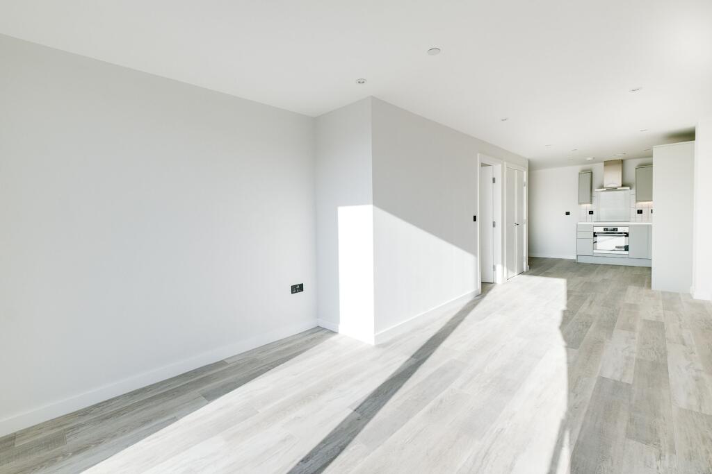 Main image of property: Apex Lofts,  Warwick Street, Birmingham
