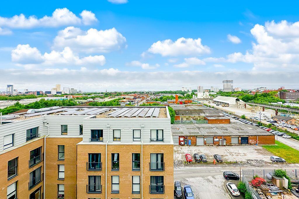 Main image of property: Middlewood Plaza, Craven Street, Salford