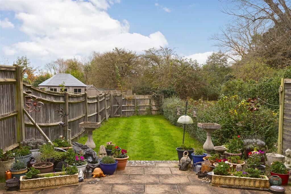Main image of property: Clarendon Road, Worthing, BN14 8QQ